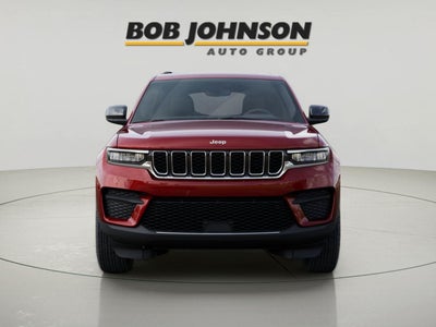 2025 Jeep Grand Cherokee GRAND CHEROKEE LAREDO X 4X4