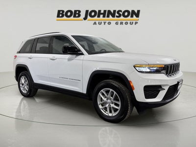 2025 Jeep Grand Cherokee GRAND CHEROKEE LAREDO X 4X4