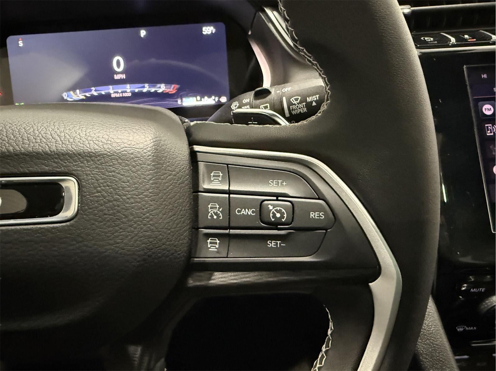 2025 Jeep Grand Cherokee GRAND CHEROKEE LAREDO X 4X4