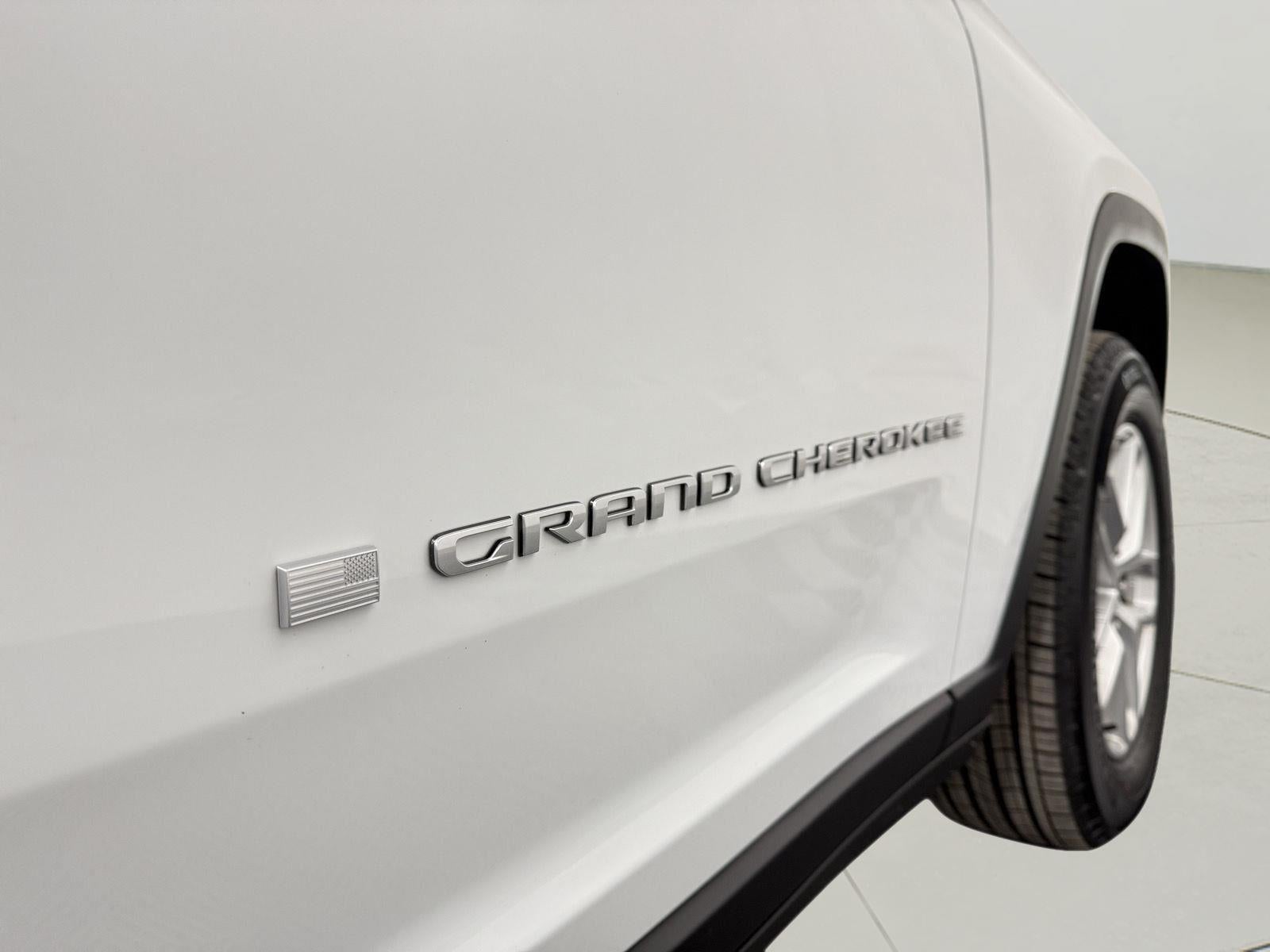 2025 Jeep Grand Cherokee GRAND CHEROKEE LAREDO X 4X4