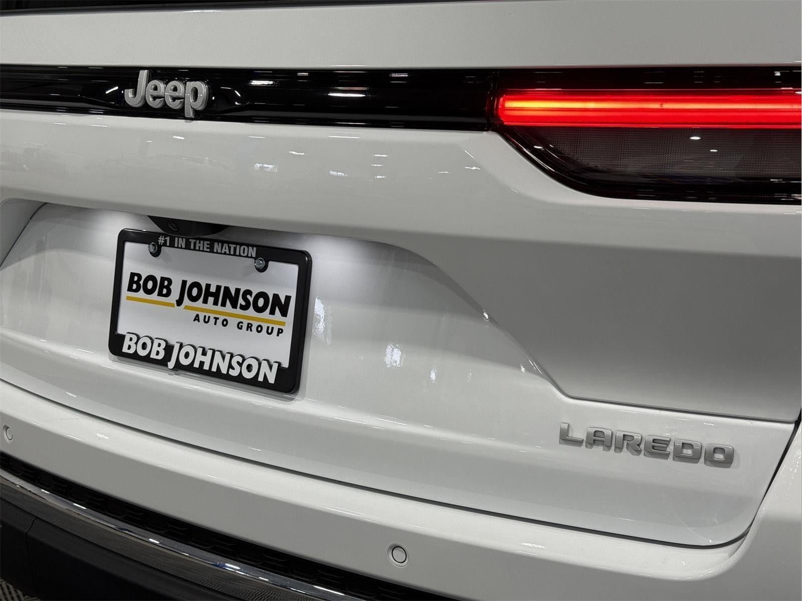 2025 Jeep Grand Cherokee GRAND CHEROKEE LAREDO X 4X4