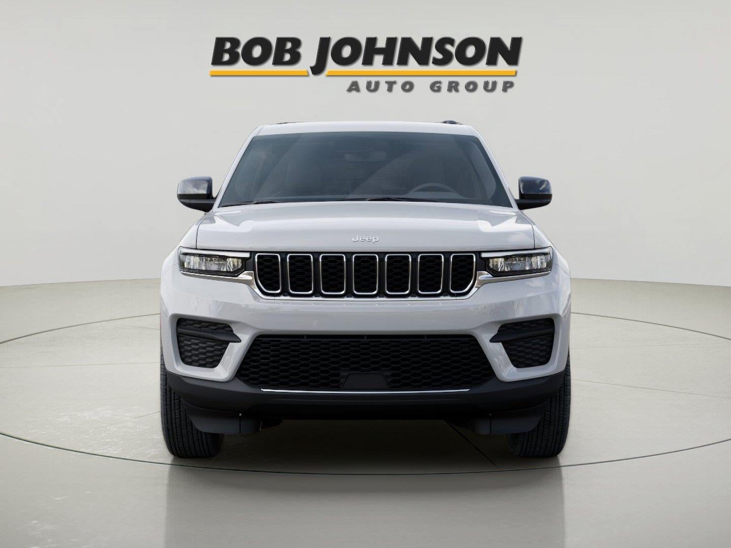 2026 Jeep Grand Cherokee GRAND CHEROKEE LAREDO X 4X4