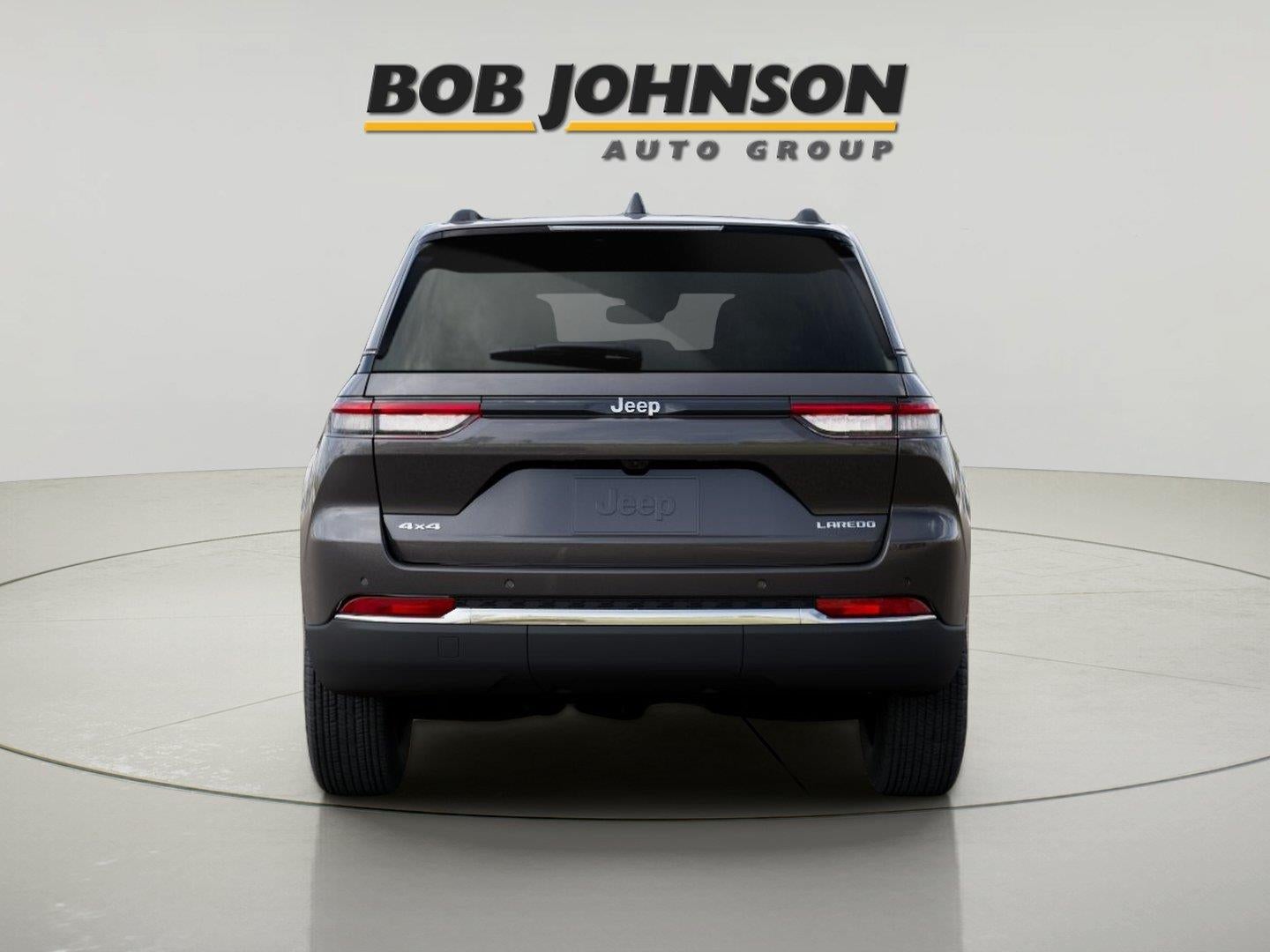 2026 Jeep Grand Cherokee GRAND CHEROKEE LAREDO X 4X4