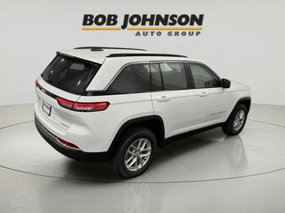 2025 Jeep Grand Cherokee GRAND CHEROKEE LAREDO X 4X4