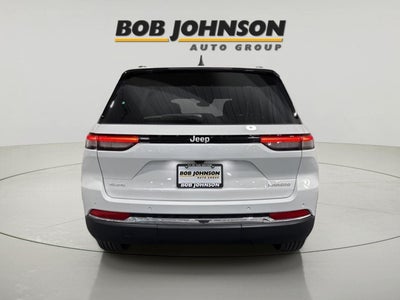 2025 Jeep Grand Cherokee GRAND CHEROKEE LAREDO X 4X4