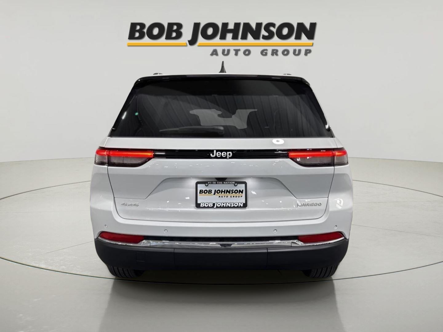 2025 Jeep Grand Cherokee GRAND CHEROKEE LAREDO X 4X4