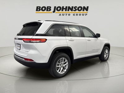2025 Jeep Grand Cherokee GRAND CHEROKEE LAREDO X 4X4