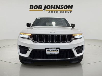 2025 Jeep Grand Cherokee GRAND CHEROKEE LAREDO X 4X4
