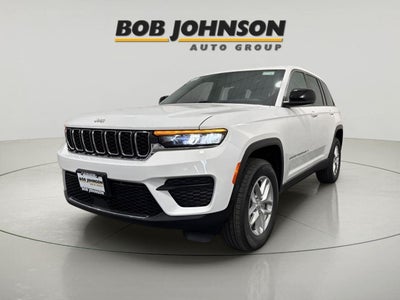 2025 Jeep Grand Cherokee GRAND CHEROKEE LAREDO X 4X4