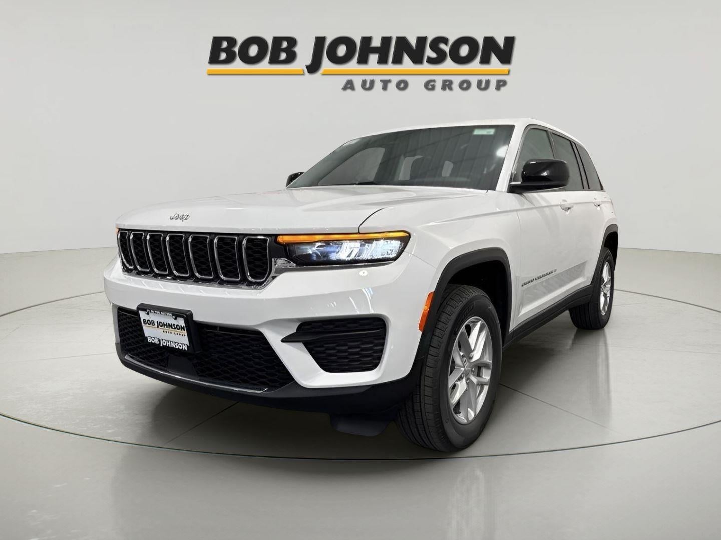2025 Jeep Grand Cherokee GRAND CHEROKEE LAREDO X 4X4