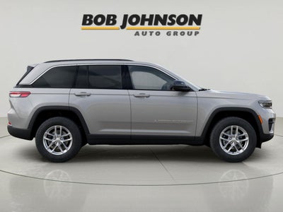 2026 Jeep Grand Cherokee GRAND CHEROKEE LAREDO X 4X4