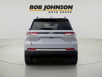 2026 Jeep Grand Cherokee GRAND CHEROKEE LAREDO X 4X4