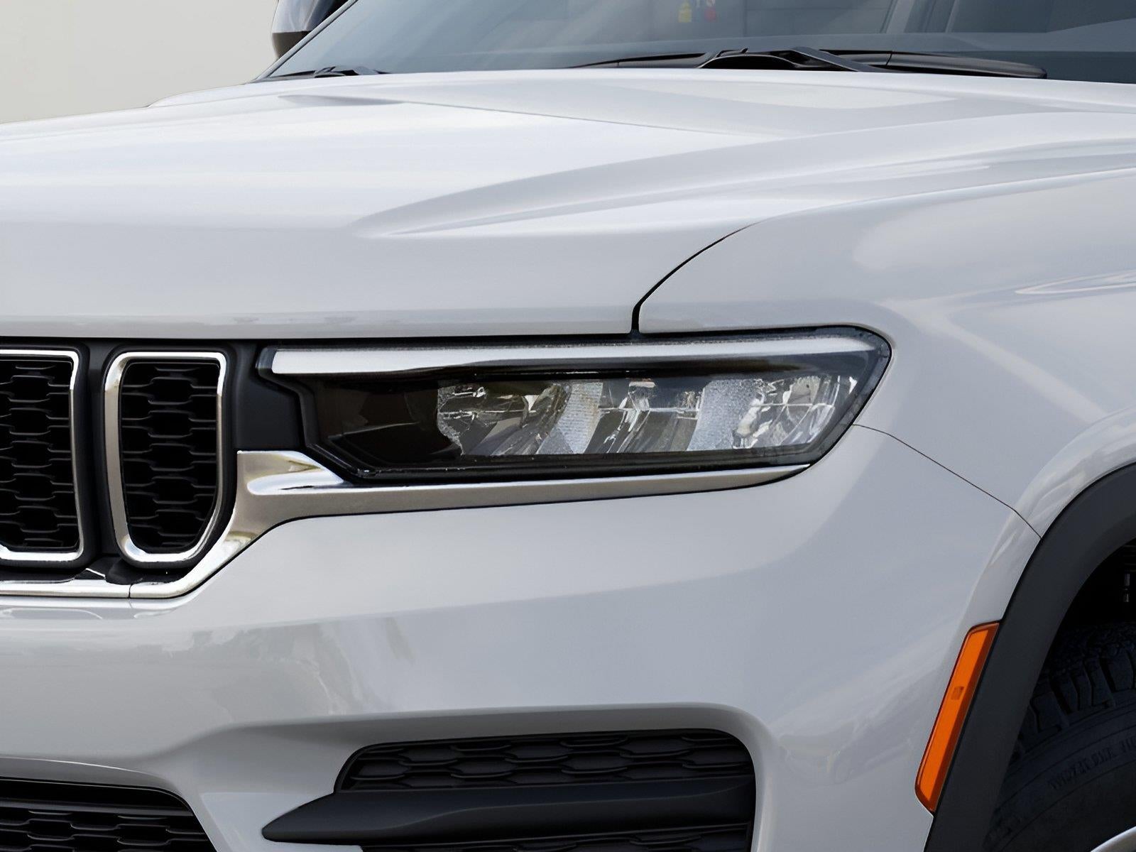 2026 Jeep Grand Cherokee GRAND CHEROKEE LAREDO X 4X4