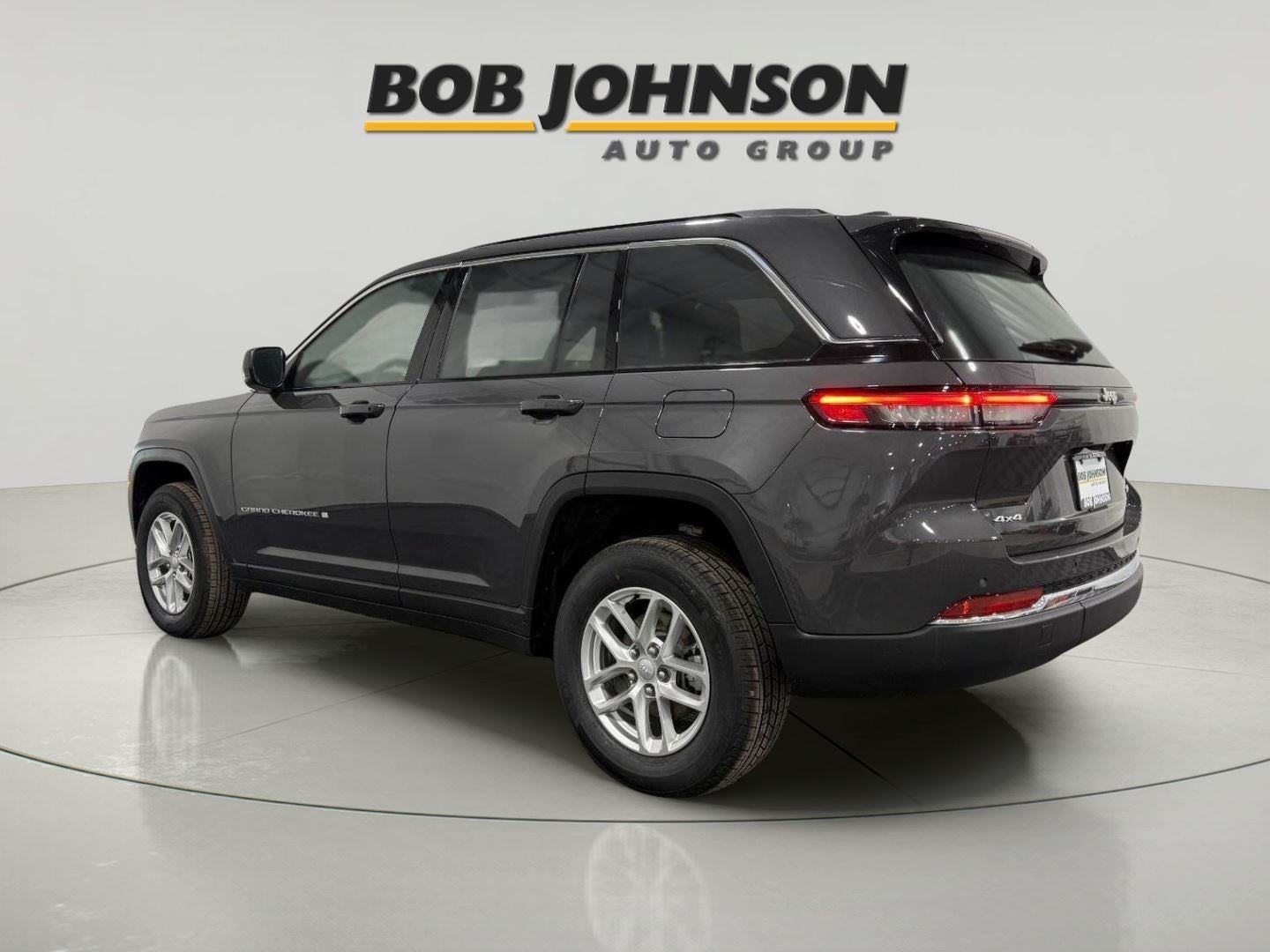 2025 Jeep Grand Cherokee GRAND CHEROKEE LAREDO X 4X4