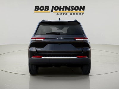 2026 Jeep Grand Cherokee GRAND CHEROKEE LAREDO X 4X4