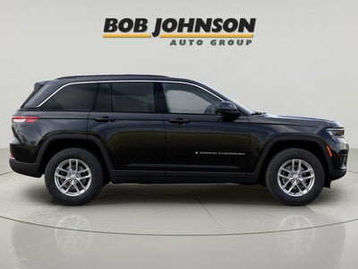 2026 Jeep Grand Cherokee GRAND CHEROKEE LAREDO X 4X4