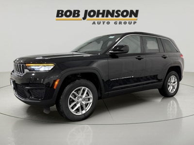 2025 Jeep Grand Cherokee GRAND CHEROKEE LAREDO X 4X4