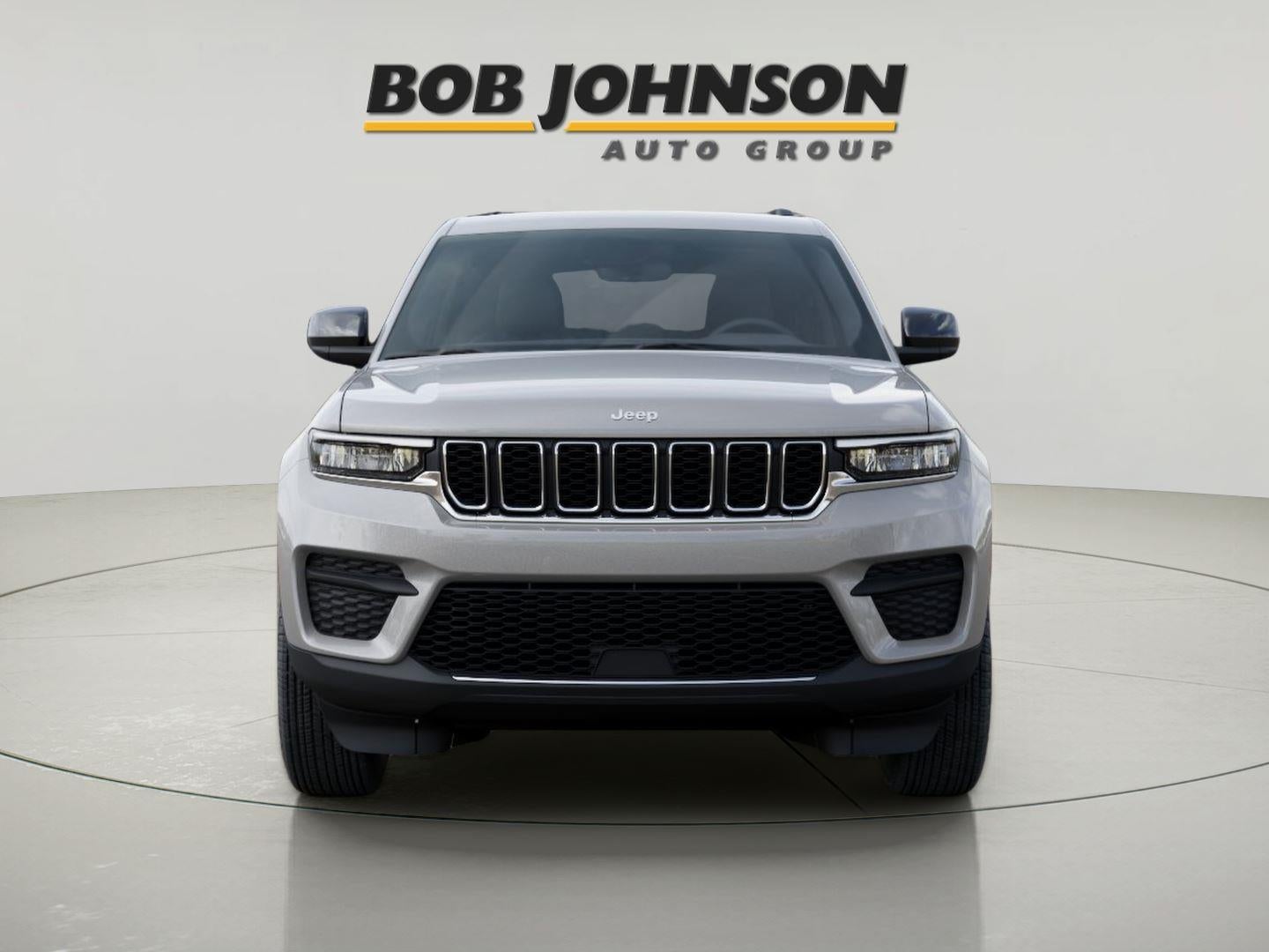 2026 Jeep Grand Cherokee GRAND CHEROKEE LAREDO X 4X4