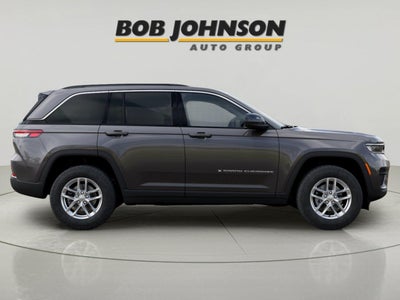 2026 Jeep Grand Cherokee GRAND CHEROKEE LAREDO X 4X4