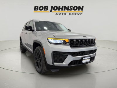 2026 Jeep Grand Cherokee GRAND CHEROKEE LAREDO ALTITUDE 4X4