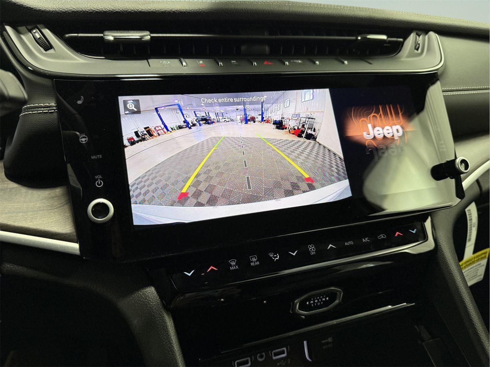 2026 Jeep Grand Cherokee GRAND CHEROKEE LAREDO ALTITUDE 4X4