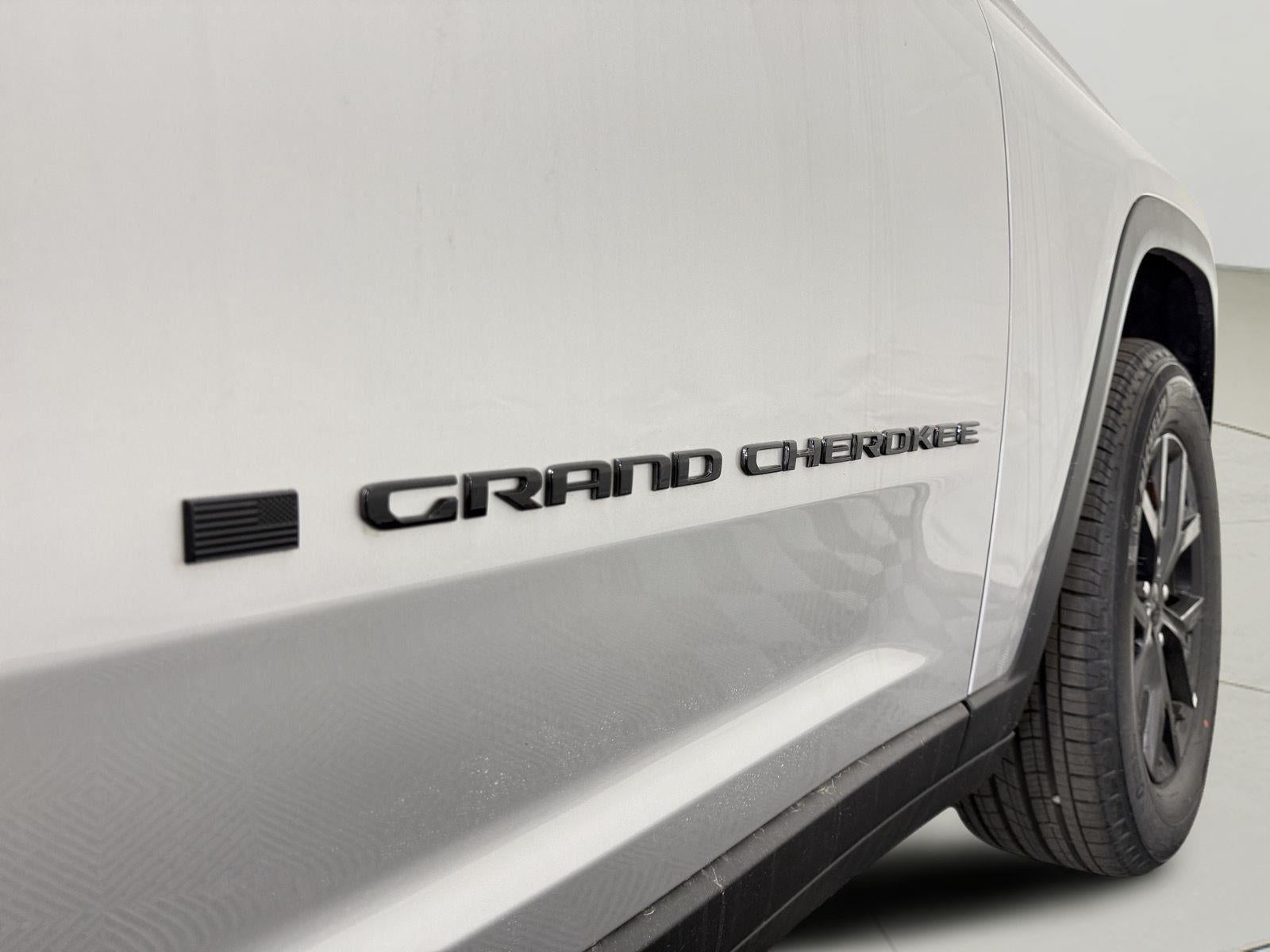 2026 Jeep Grand Cherokee GRAND CHEROKEE LAREDO ALTITUDE 4X4