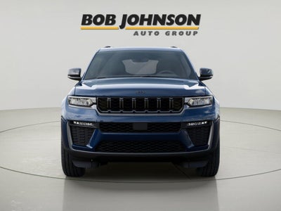 2027 Jeep Grand Cherokee GRAND CHEROKEE LIMITED 4X4