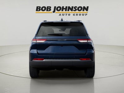 2027 Jeep Grand Cherokee GRAND CHEROKEE LIMITED 4X4