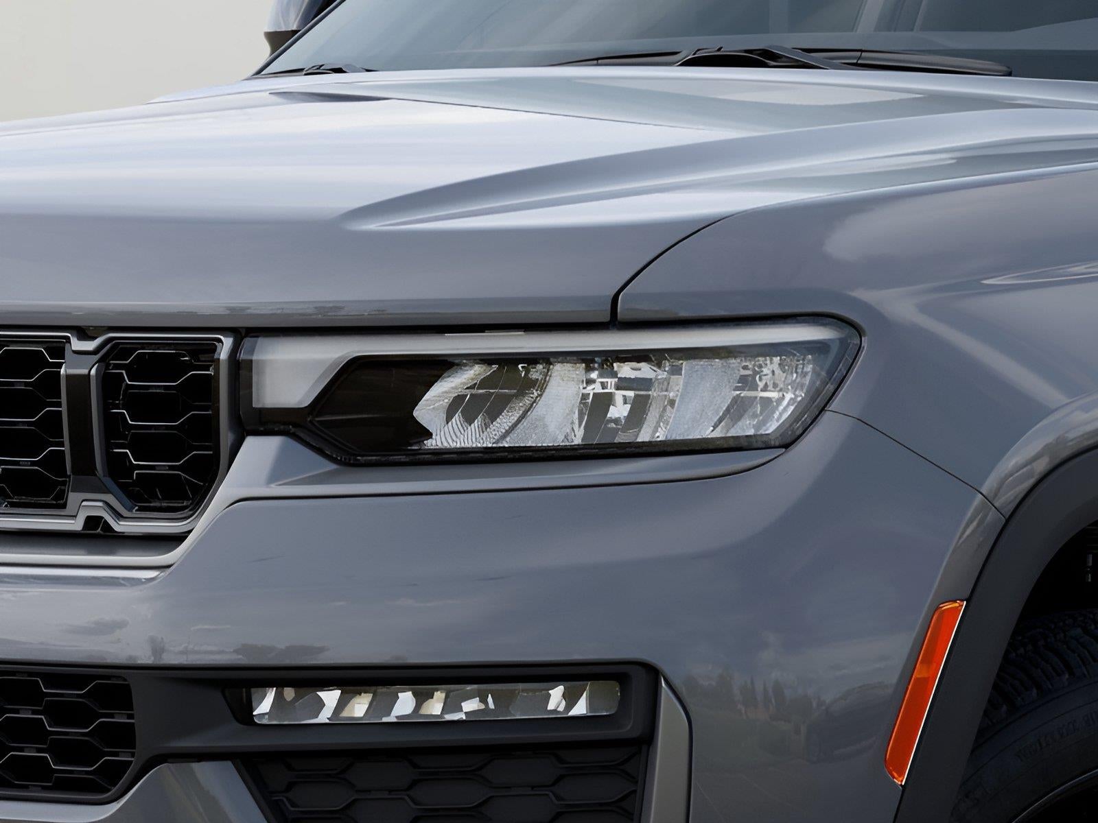 2027 Jeep Grand Cherokee GRAND CHEROKEE LIMITED 4X4
