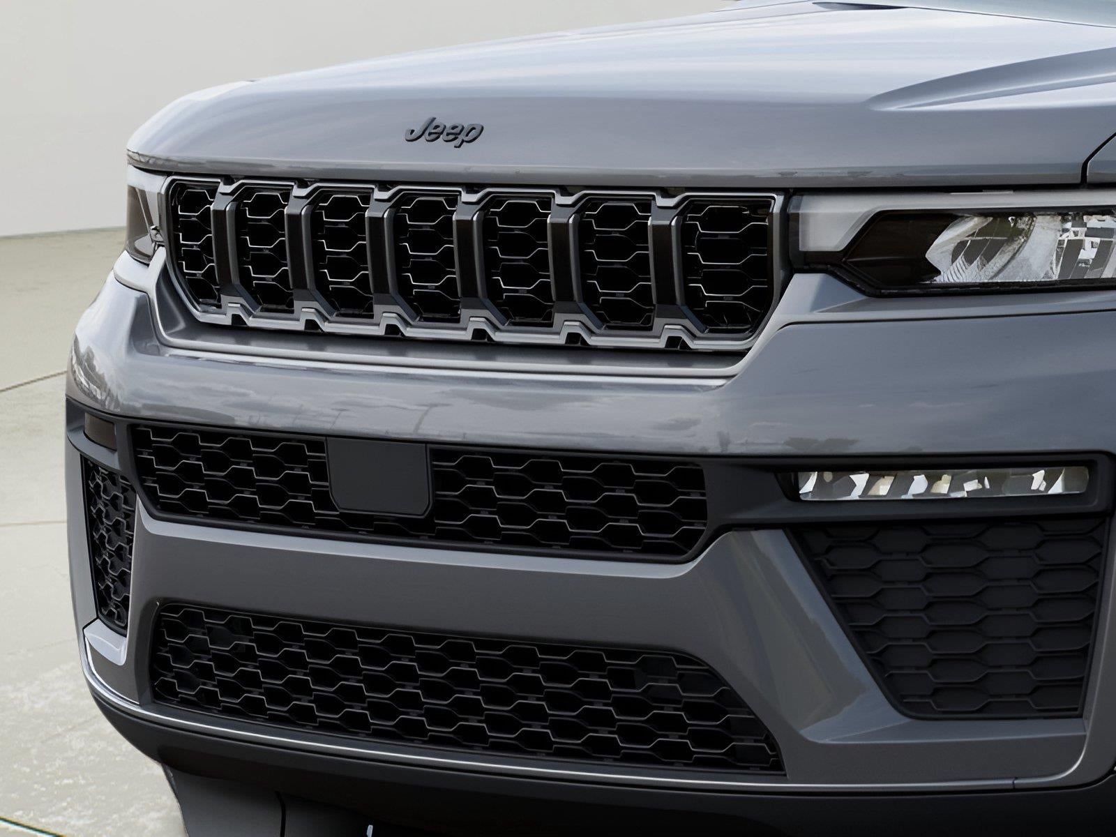 2027 Jeep Grand Cherokee GRAND CHEROKEE LIMITED 4X4