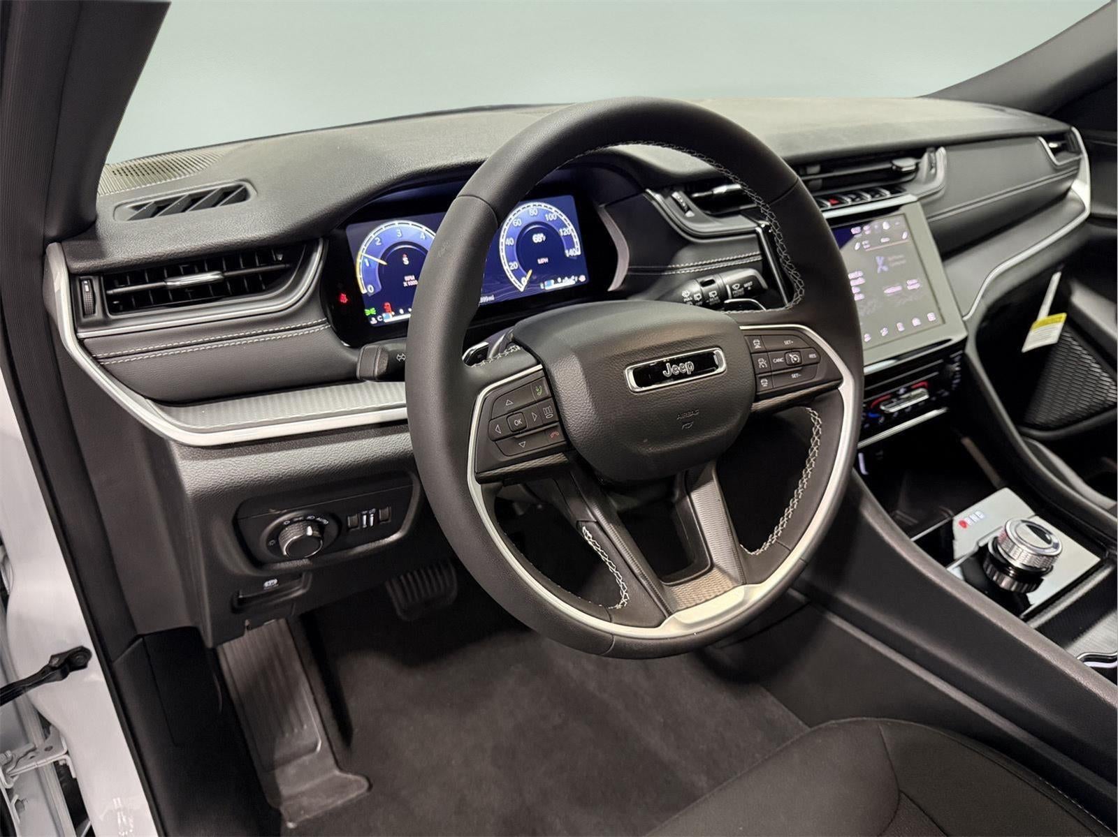2026 Jeep Grand Cherokee GRAND CHEROKEE L LAREDO 4X4