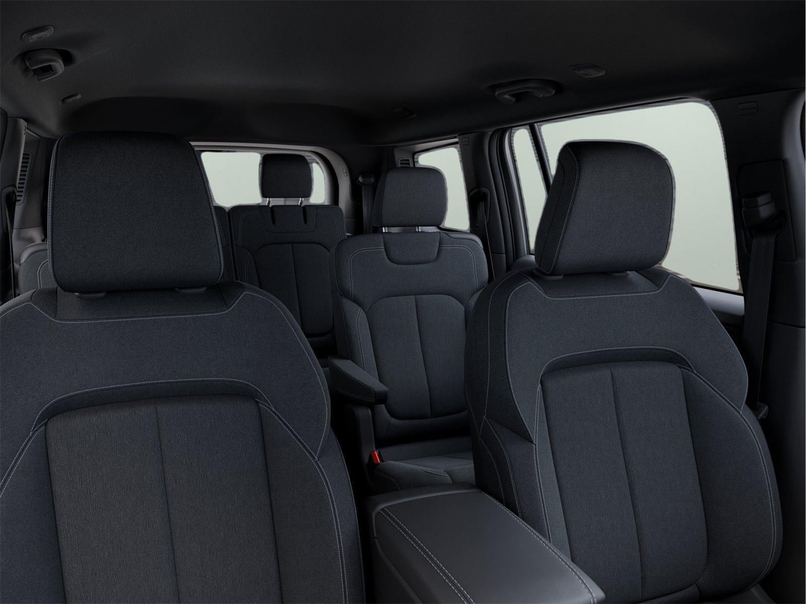 2026 Jeep Grand Cherokee GRAND CHEROKEE L LAREDO X 4X4