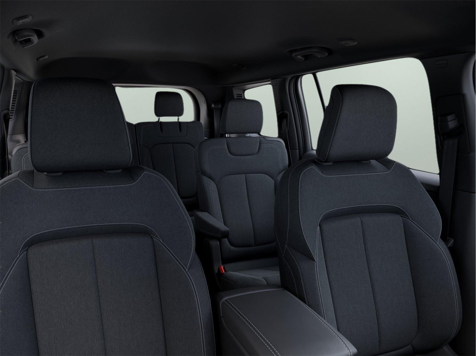 2026 Jeep Grand Cherokee GRAND CHEROKEE L LAREDO X 4X4