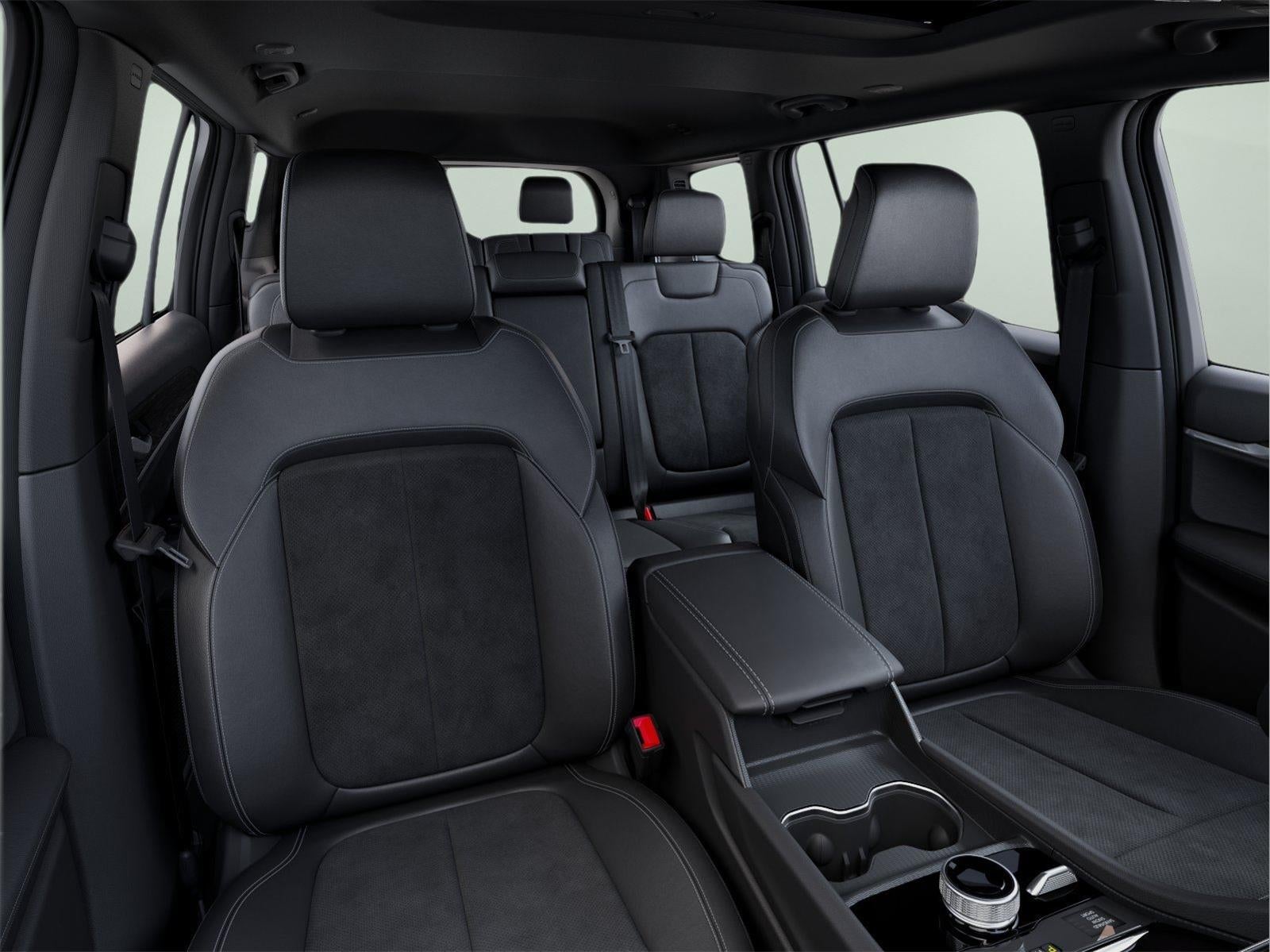 2026 Jeep Grand Cherokee GRAND CHEROKEE L LAREDO ALTITUDE 4X4