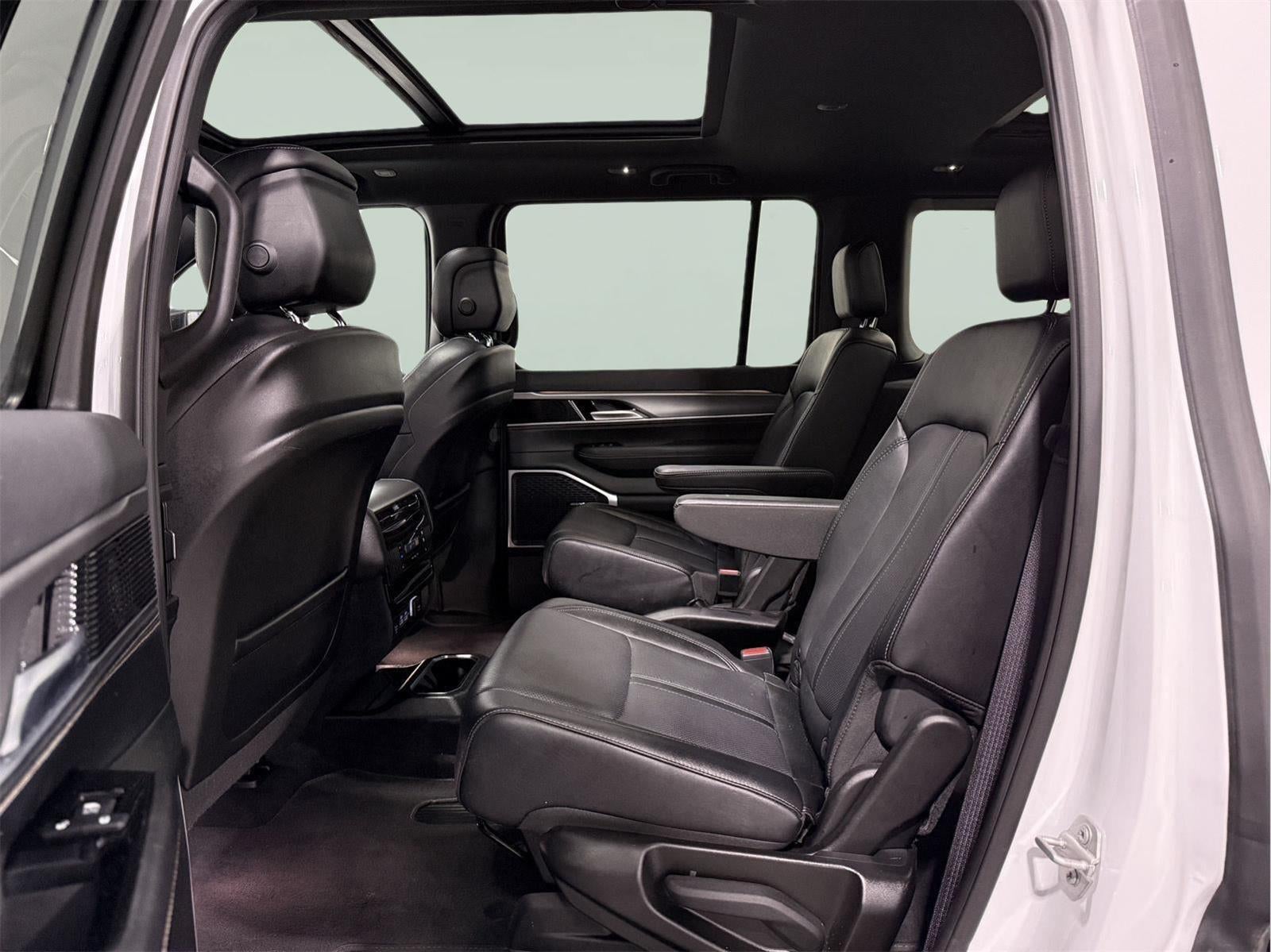 2024 Jeep Wagoneer Series II Carbide