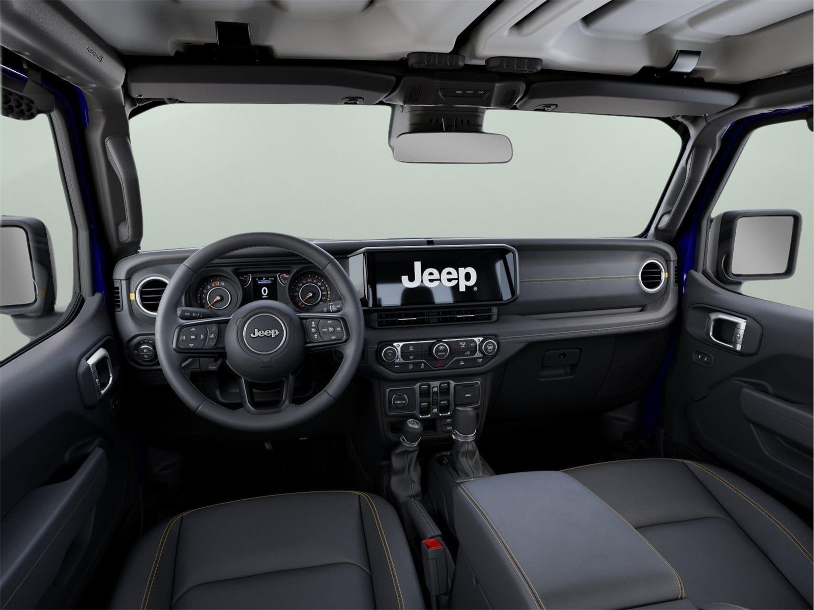 2026 Jeep Gladiator GLADIATOR SAHARA 4X4