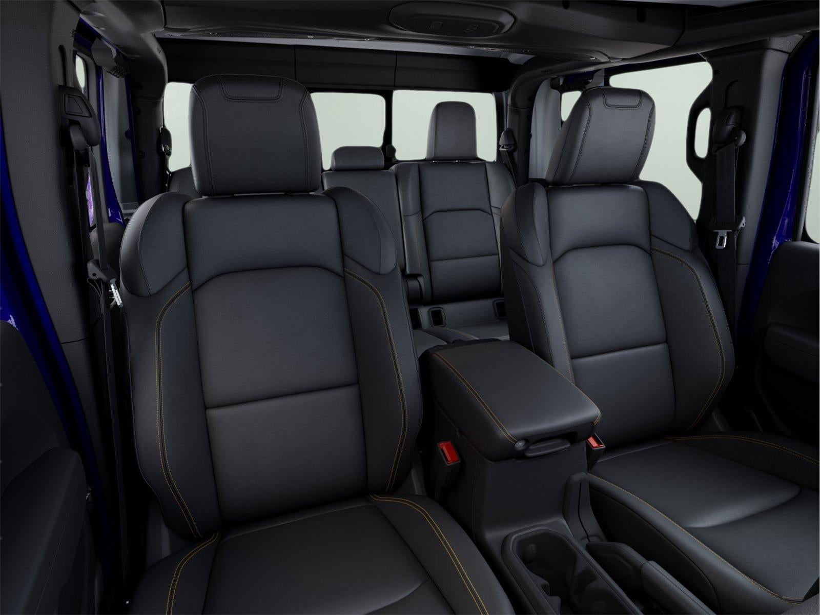 2026 Jeep Gladiator GLADIATOR SAHARA 4X4