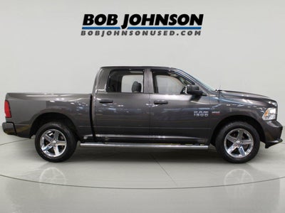 2017 RAM 1500 Express Crew Cab 4x4 5'7' Box
