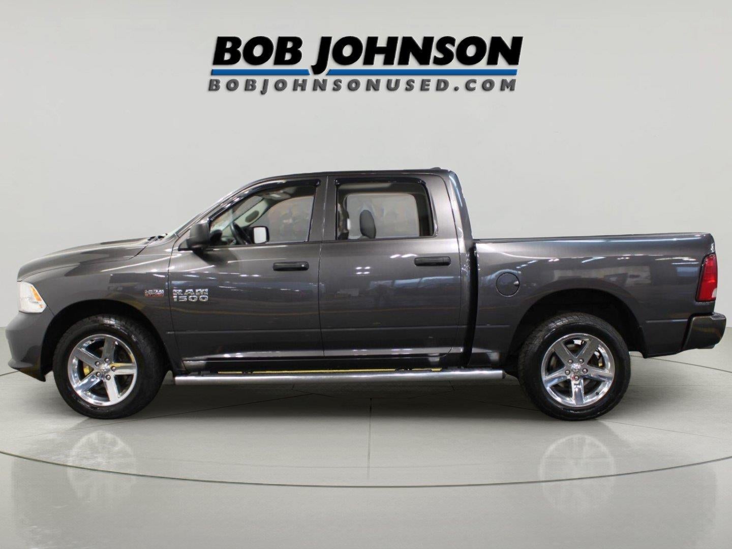 2017 RAM 1500 Express Crew Cab 4x4 5'7' Box