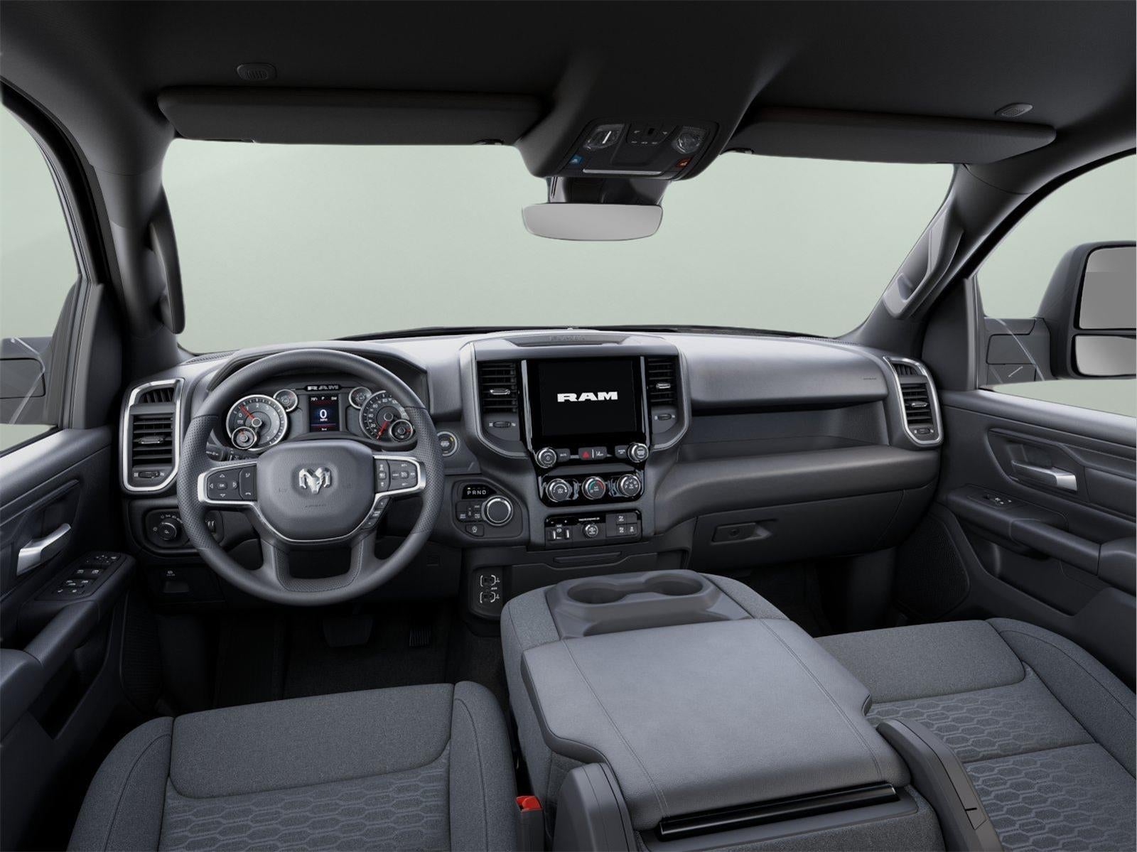 2025 RAM 1500 Tradesman Crew Cab 4x4 5'7' Box