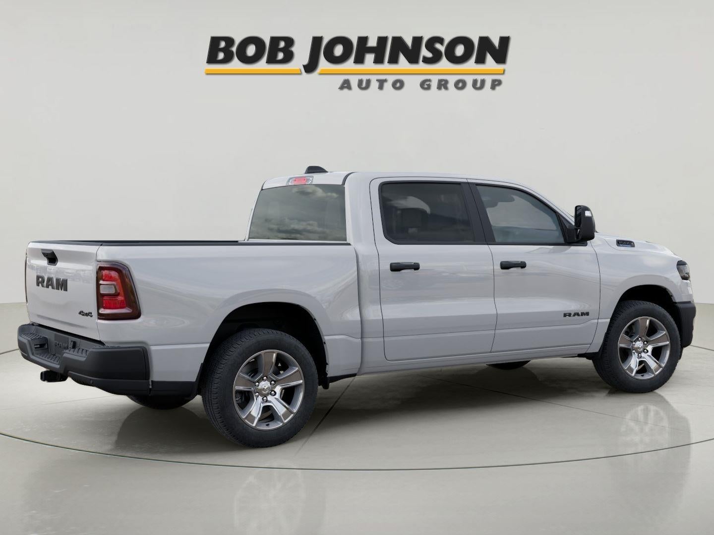 2025 RAM 1500 Tradesman Crew Cab 4x4 5'7' Box