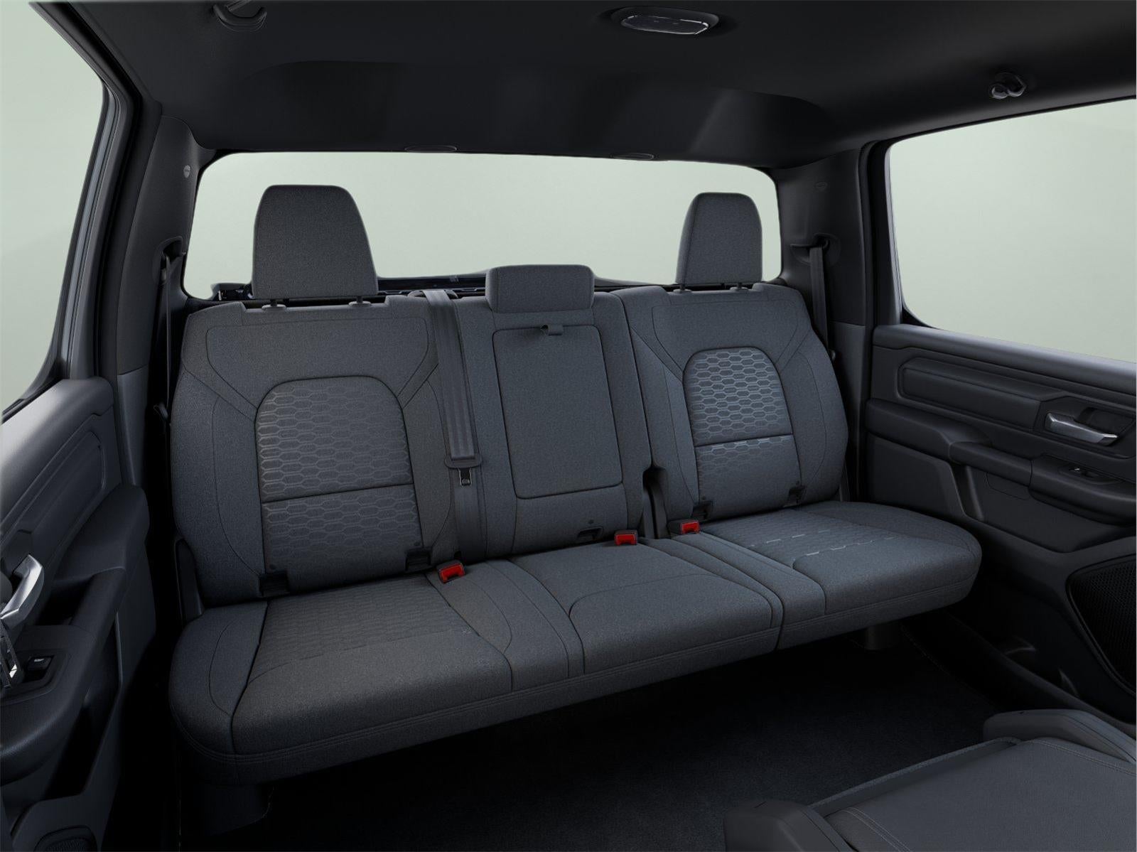 2025 RAM 1500 Tradesman Crew Cab 4x4 5'7' Box