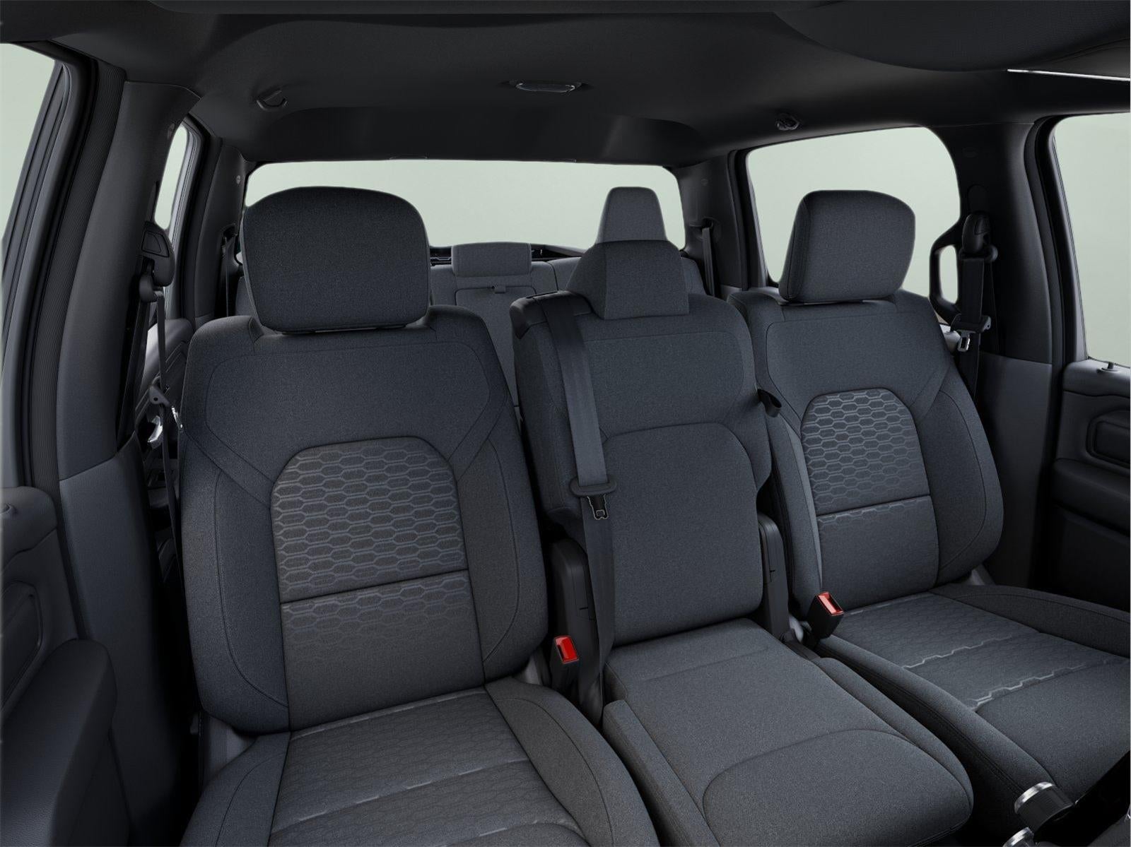 2025 RAM 1500 Tradesman Crew Cab 4x4 5'7' Box