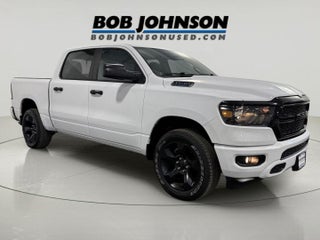 2023 RAM 1500 Tradesman Crew Cab 4x4 5'7' Box
