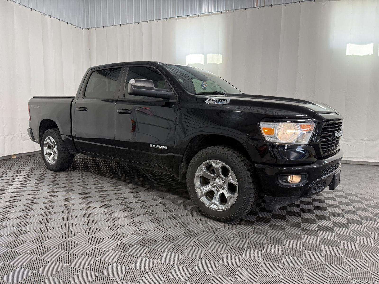 2021 RAM 1500 Big Horn Crew Cab 4x4 5'7' Box