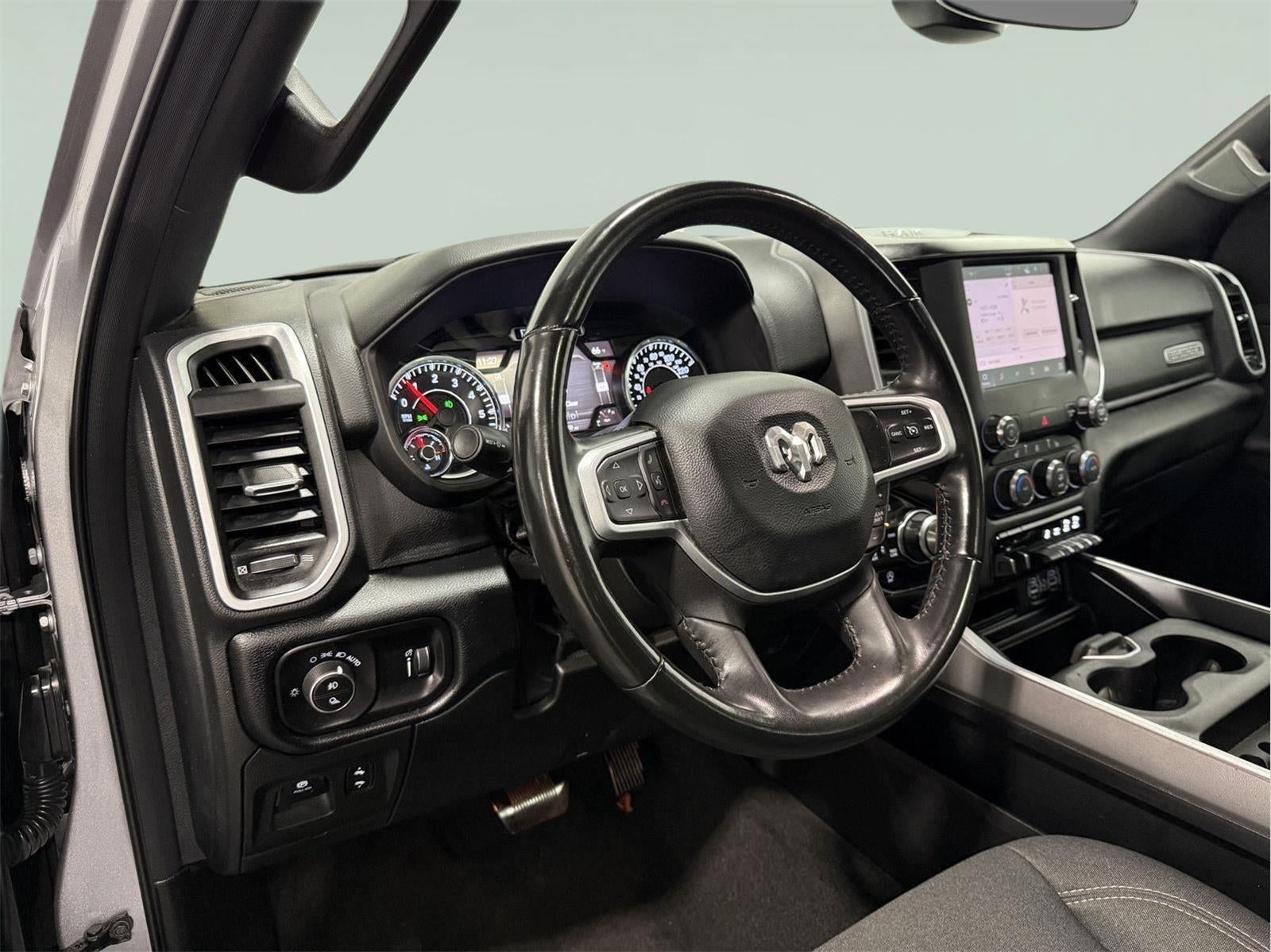 2022 RAM 1500 Big Horn Crew Cab 4x4 5'7' Box