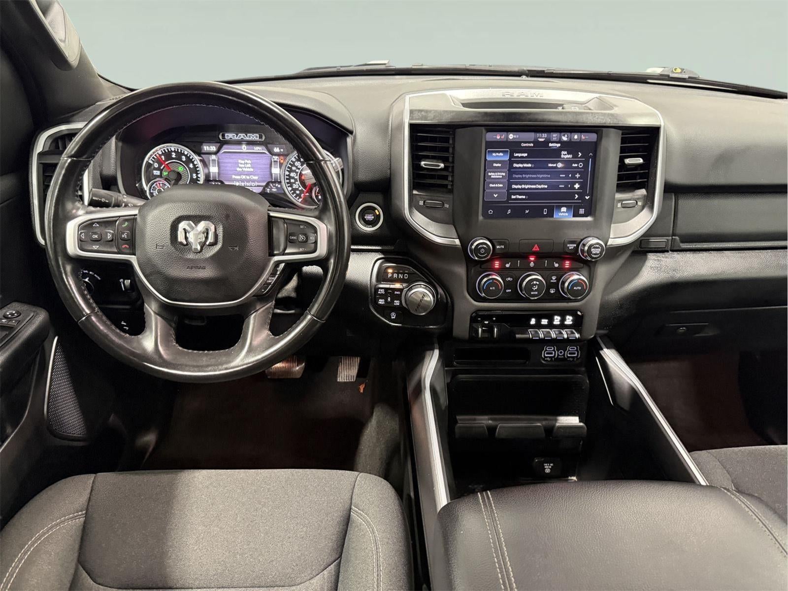 2022 RAM 1500 Big Horn Crew Cab 4x4 5'7' Box