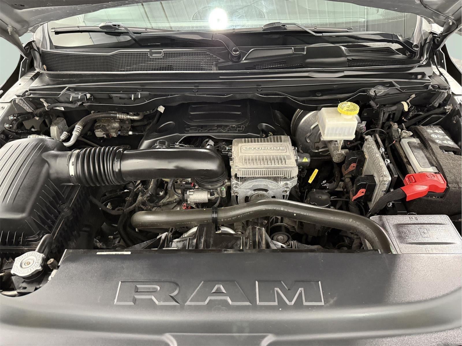 2022 RAM 1500 Big Horn Crew Cab 4x4 5'7' Box