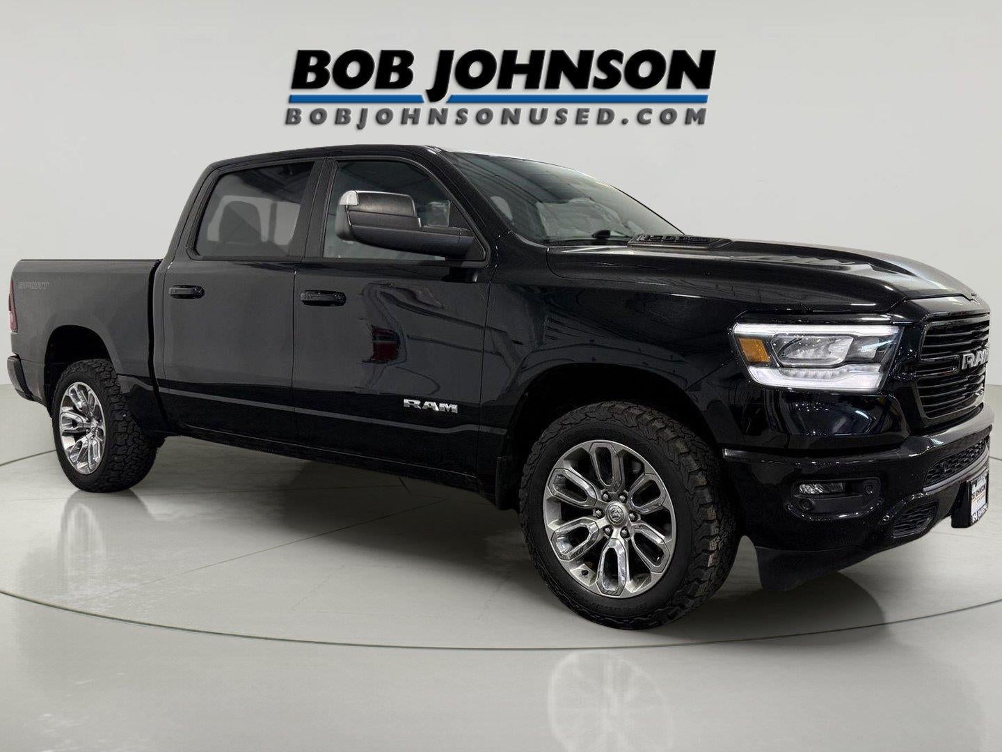2023 RAM 1500 Laramie Crew Cab 4x4 5'7' Box