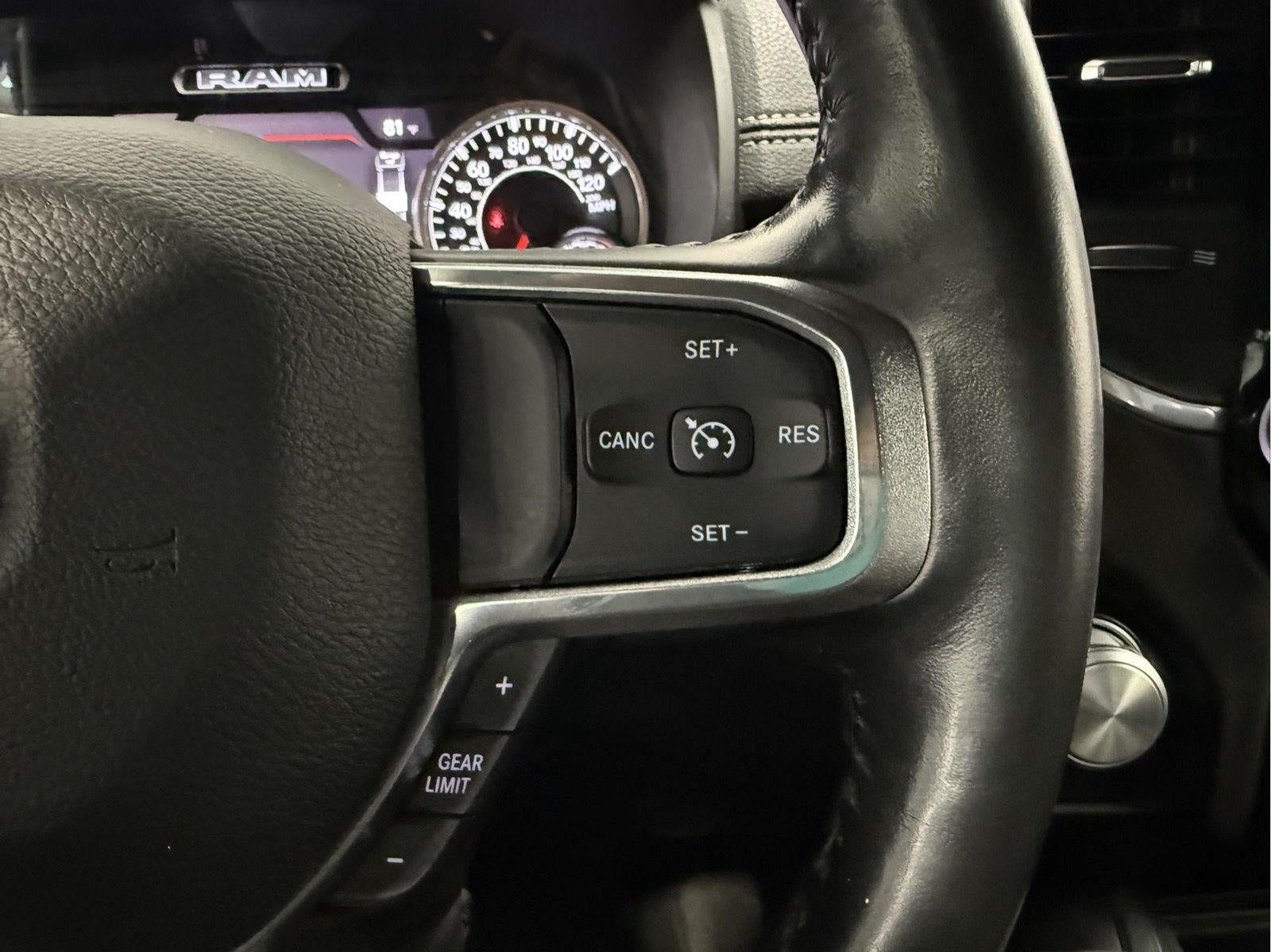 2023 RAM 1500 Laramie Crew Cab 4x4 5'7' Box